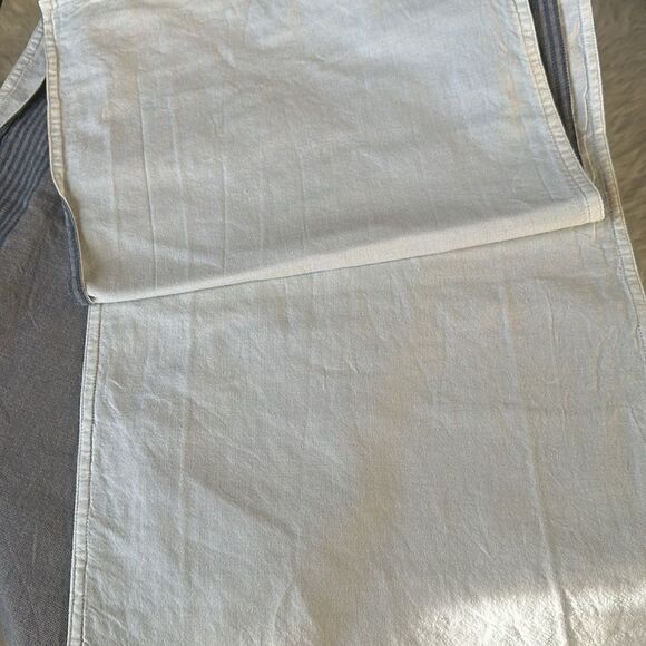 West Elm Rectangular Cotton Placemats & Table Runner Decor - Picture 9 of 10